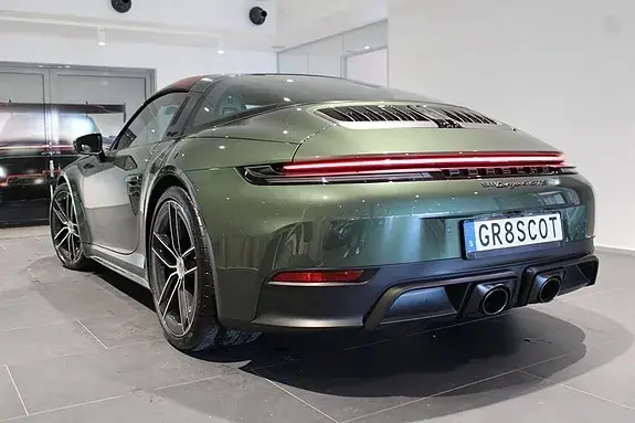 Porsche 911 Targa 4 Gts 2025 photo 2