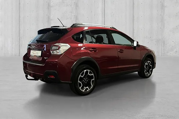 Subaru Xv 2016 photo 3