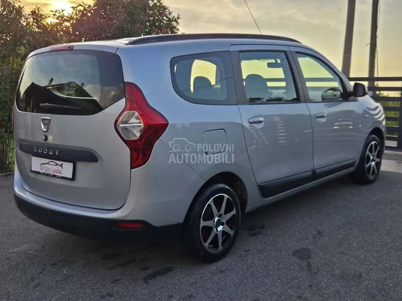 Dacia Lodgy 2014 photo 4