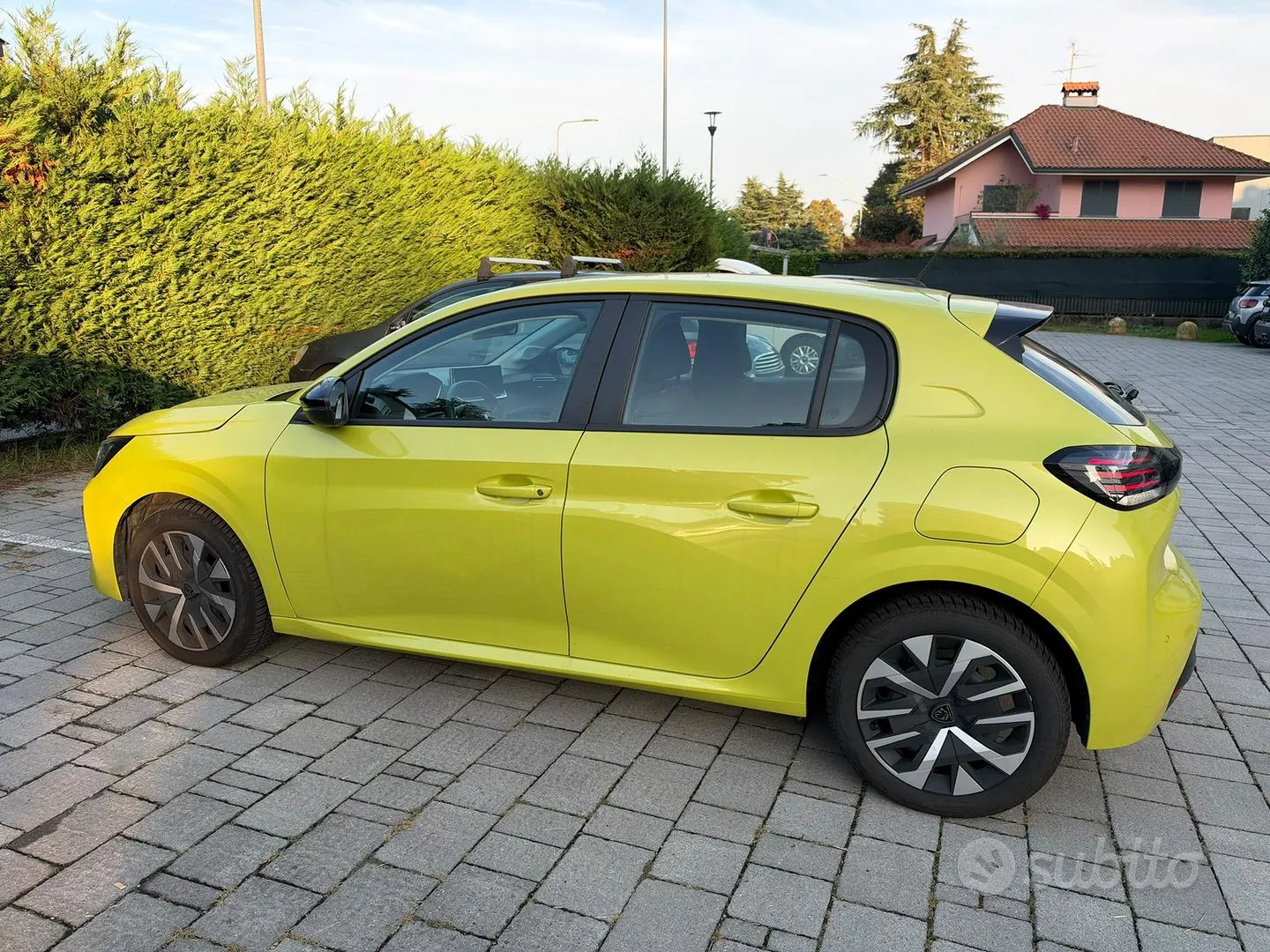 Peugeot 208 2024 photo 5