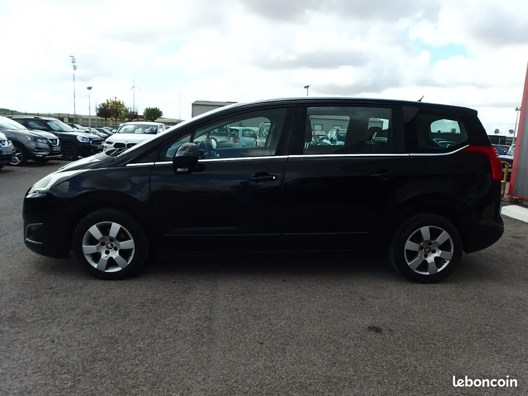 Peugeot 5008 2014 photo 4