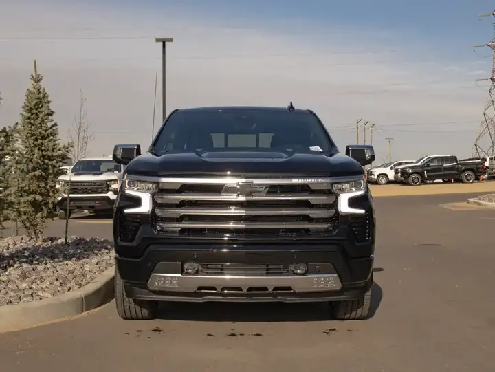 Chevrolet Silverado 1500 2026 photo 3