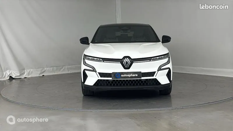 Renault Megane 2022 photo 2