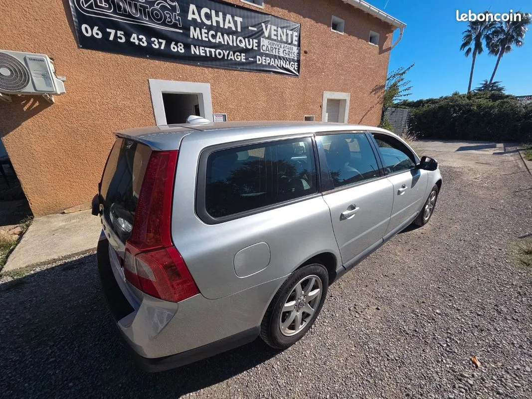 Volvo V70 2009 photo 3
