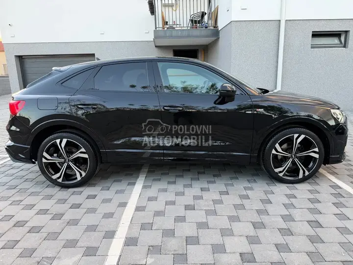 Audi Q3 2021 photo 5