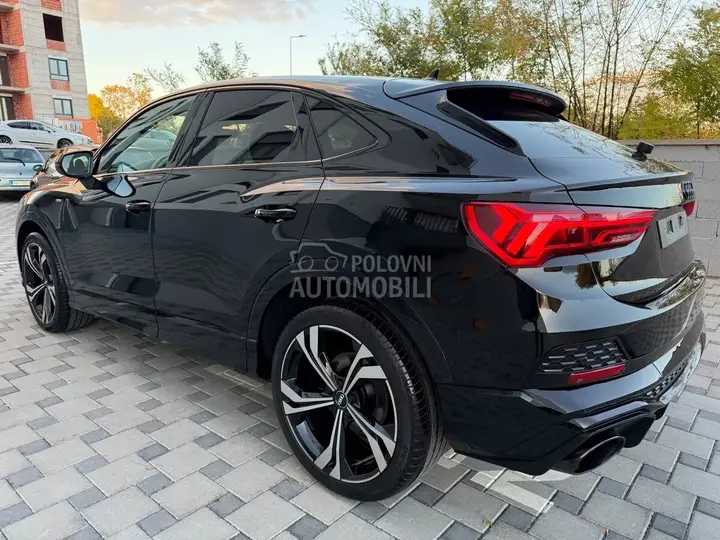 Audi Q3 2021 photo 2