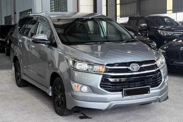 Toyota Innova