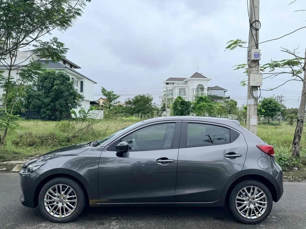 Mazda 2 2021 photo 2