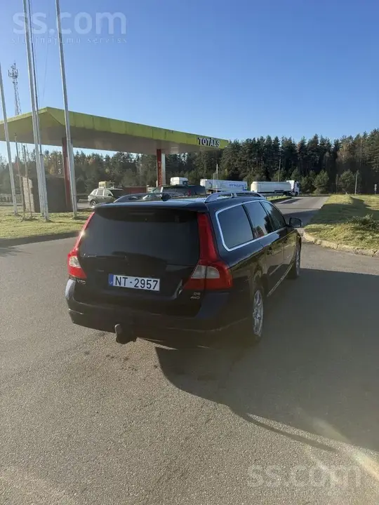 Volvo V70 2008 photo 3