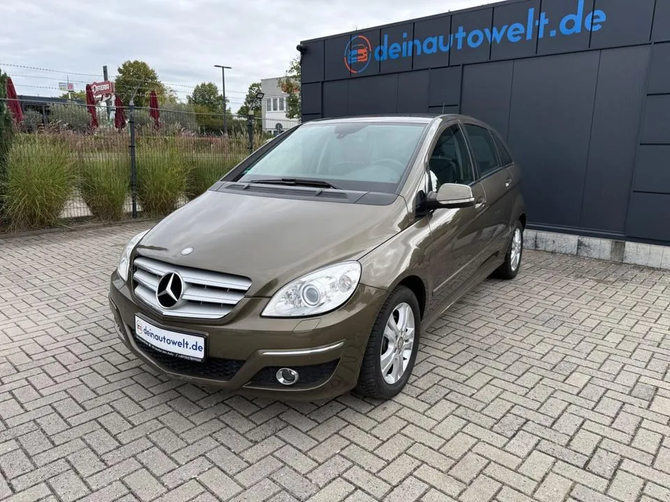Mercedes-Benz B 200