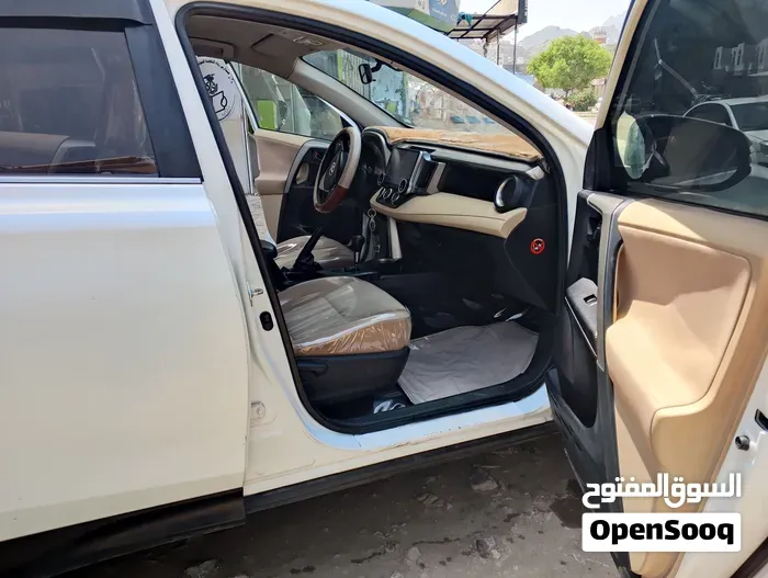Toyota Rav 4 2013 photo 4