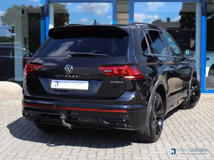 Volkswagen Tiguan 2022 photo 2