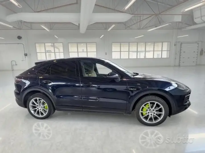 Porsche Cayenne 2022 photo 3