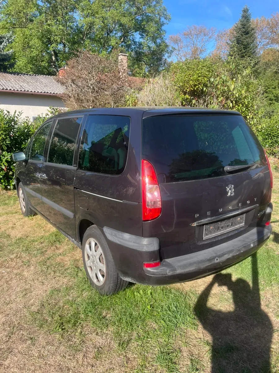 Peugeot 807 2005 photo 2