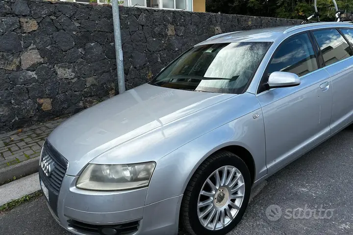 Audi A6 Avant 2005 photo 2