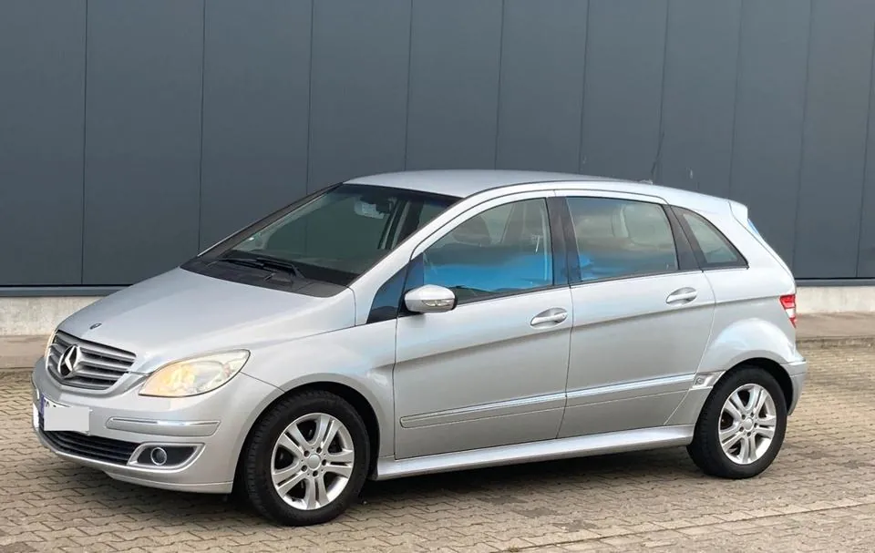 Mercedes-Benz B 170