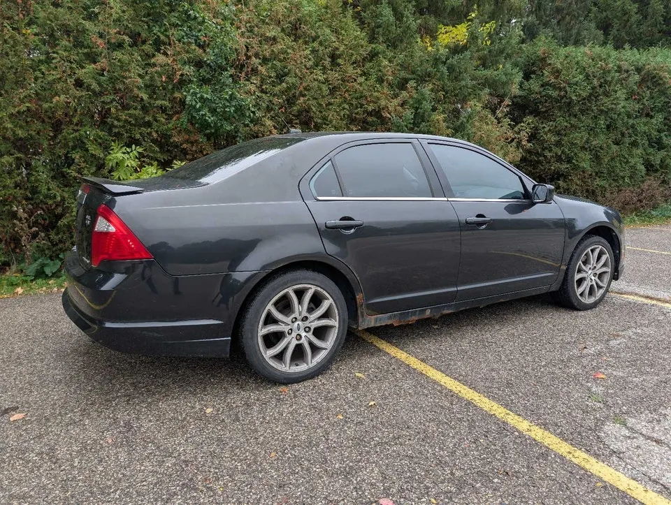 Ford Fusion 2012 photo 4