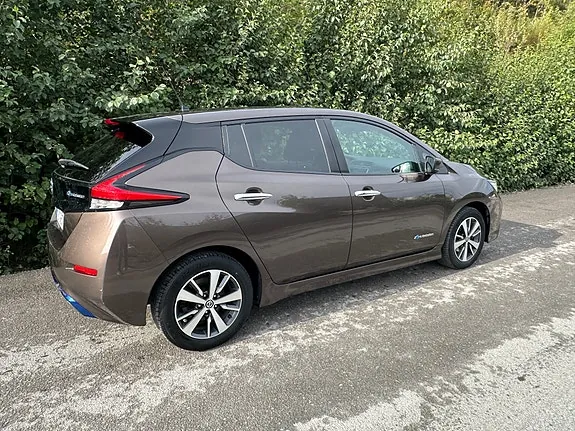 Nissan Leaf 2019 photo 4
