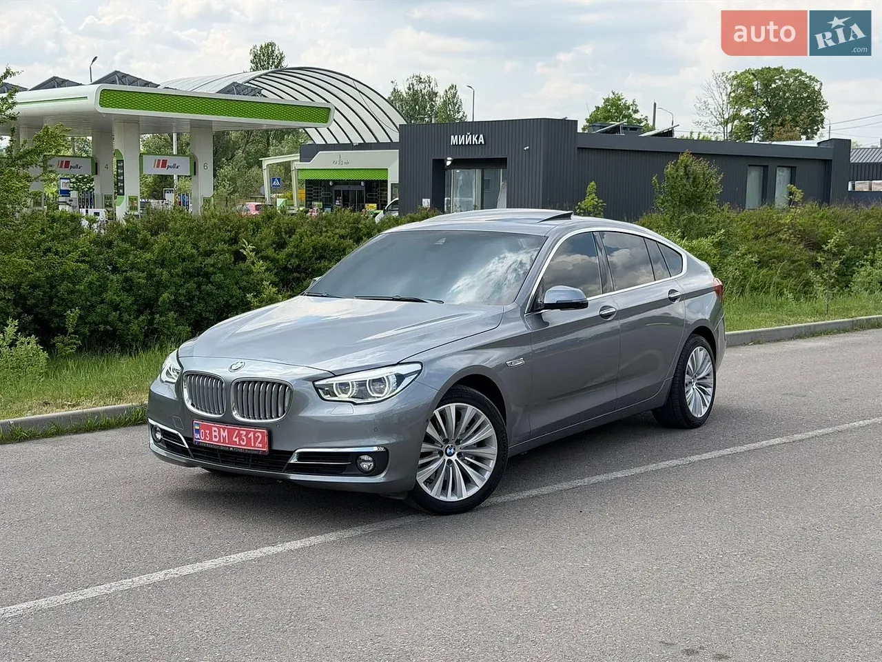 BMW 5 Series Gt 2015 photo 2