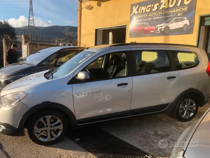 Dacia Lodgy Stepway 2017 photo 4