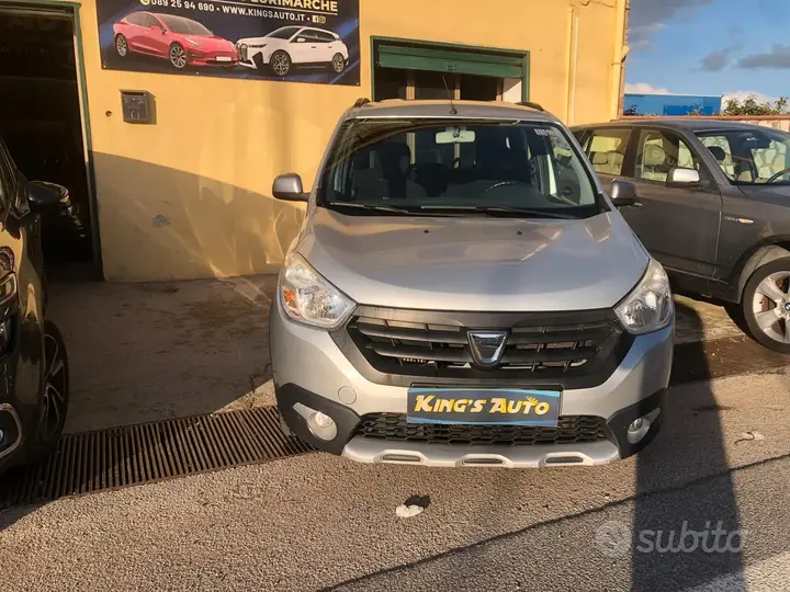 Dacia Lodgy Stepway 2017 photo 2