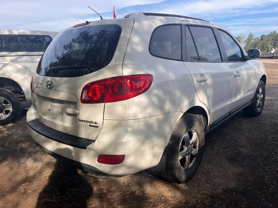 Hyundai Santa Fe 2009 photo 4