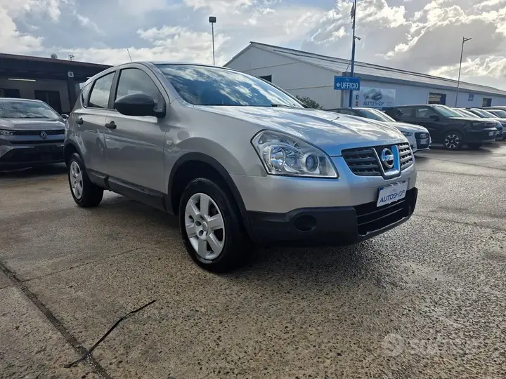 Nissan Qashqai 2009 photo 3