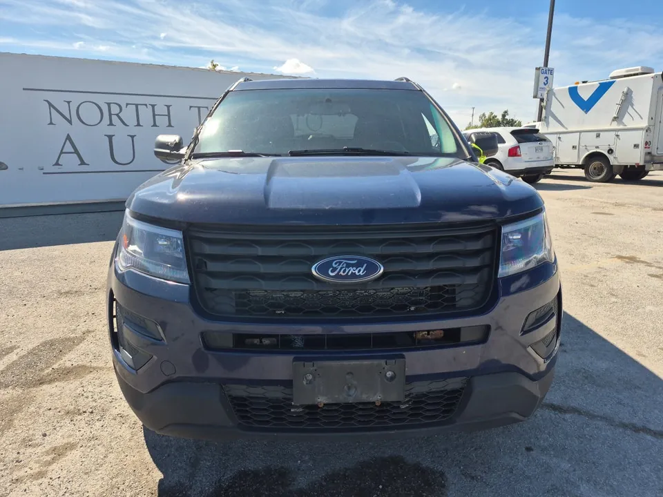 Ford Explorer 2017 photo 2