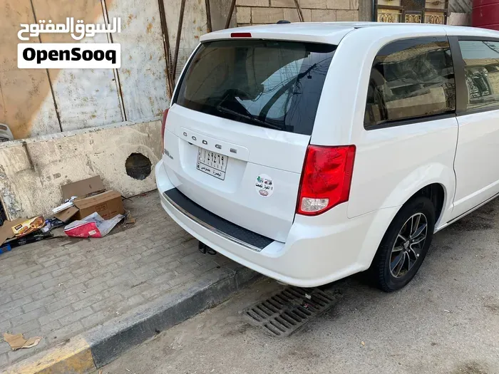 Dodge Caravan 2019 photo 3