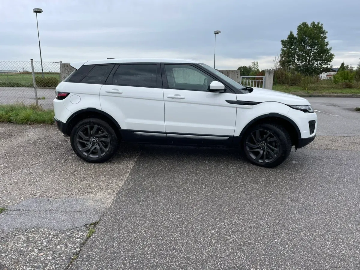 Land Rover Range Rover Evoque 2016 photo 3