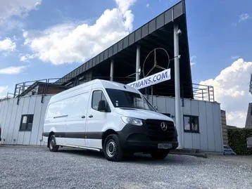Mercedes-Benz Sprinter Combi 2023 photo 2