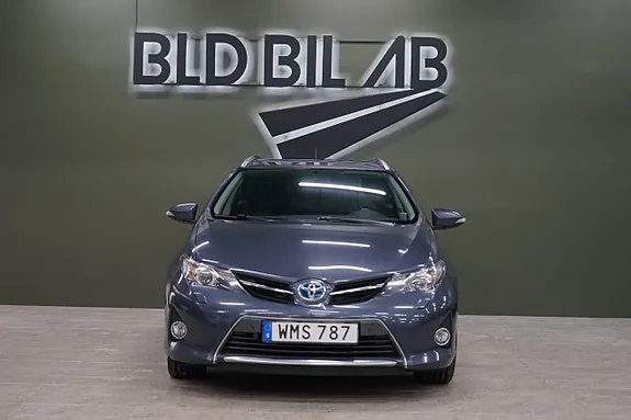 Toyota Auris 2015 photo 3