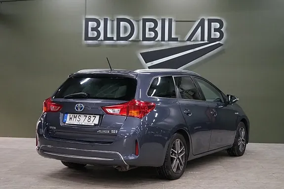 Toyota Auris 2015 photo 5