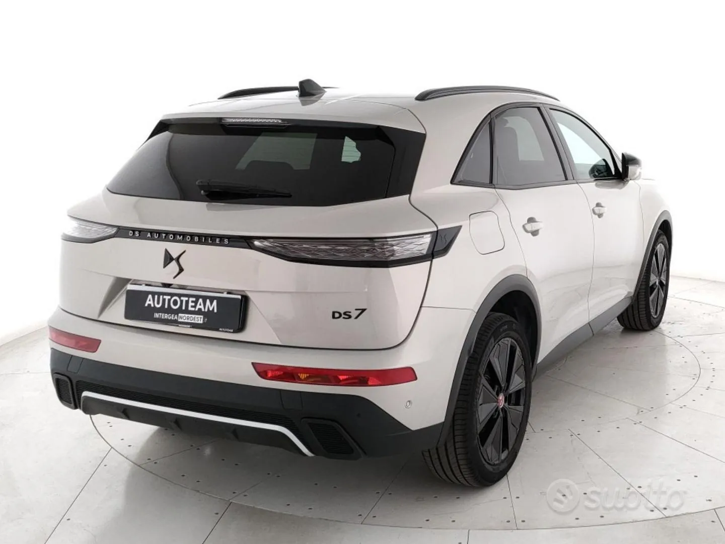 DS Automobiles Ds 7 2024 photo 3
