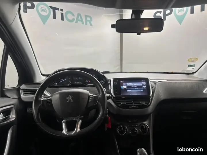 Peugeot 2008 2017 photo 5