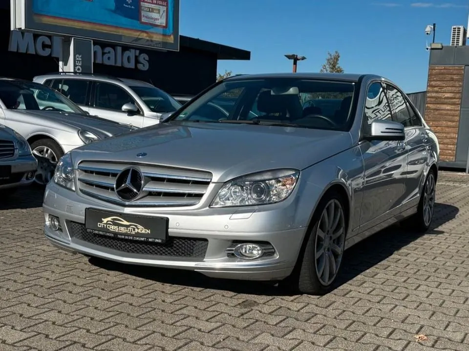 Mercedes-Benz C200