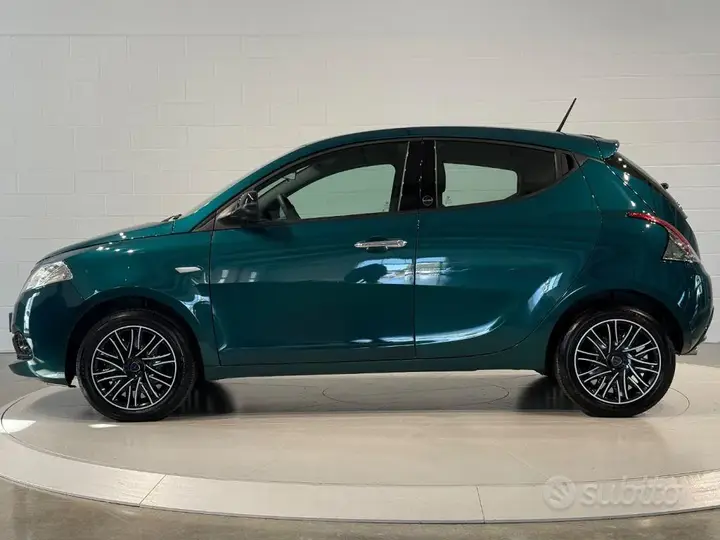 Lancia Ypsilon 2020 photo 2