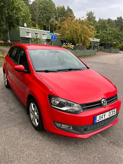 Volkswagen Polo 2011 photo 2