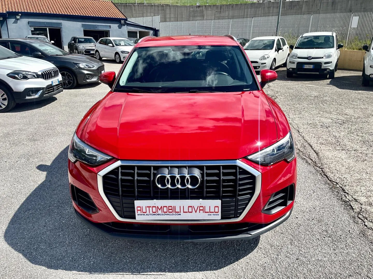 Audi Q3 2021 photo 2