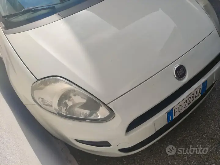 Fiat Punto 2017 photo 2