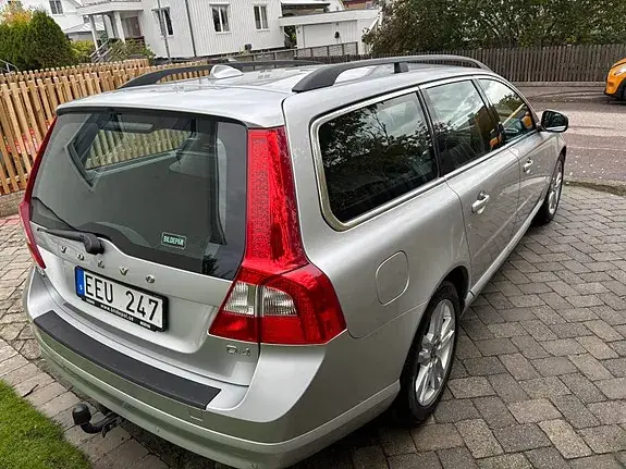 Volvo V70 2013 photo 4