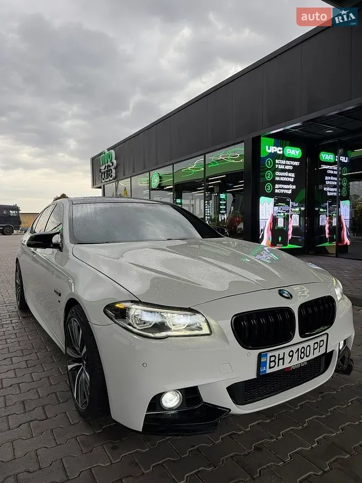 BMW 5 Series 2016 photo 3