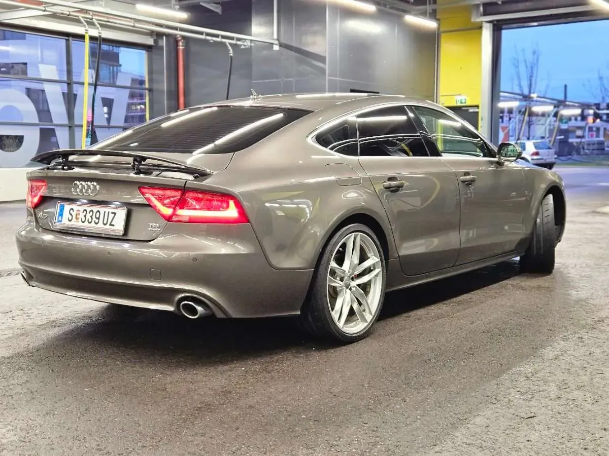 Audi A7 2011 photo 3