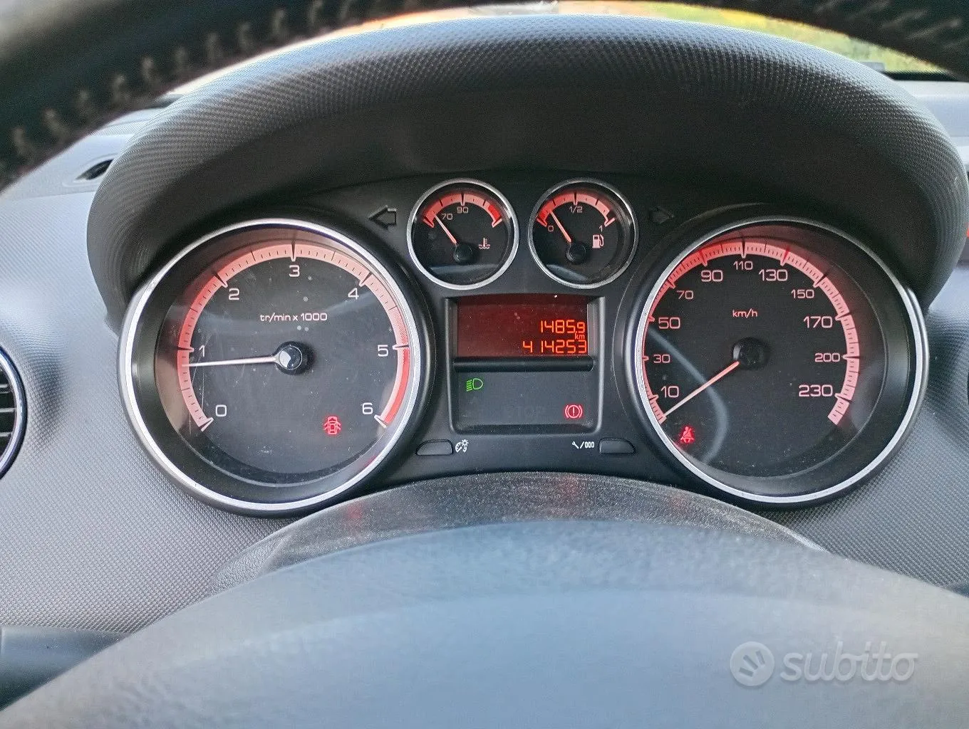 Peugeot 308 2011 photo 5