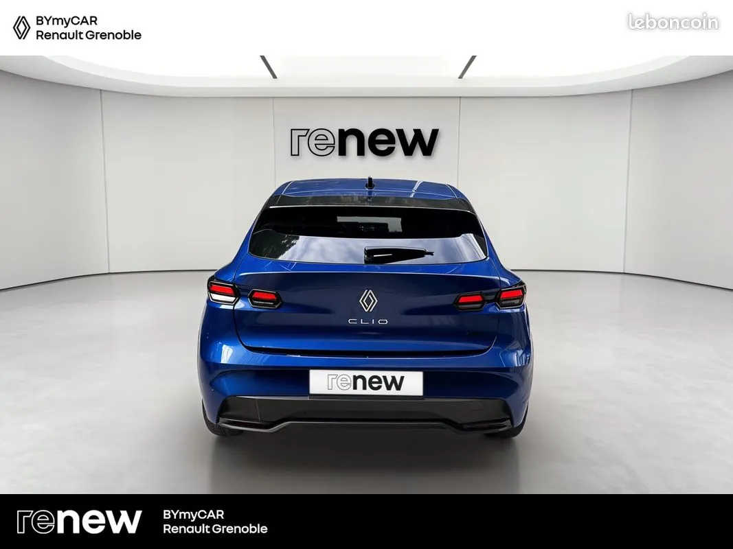 Renault Clio 2026 photo 4