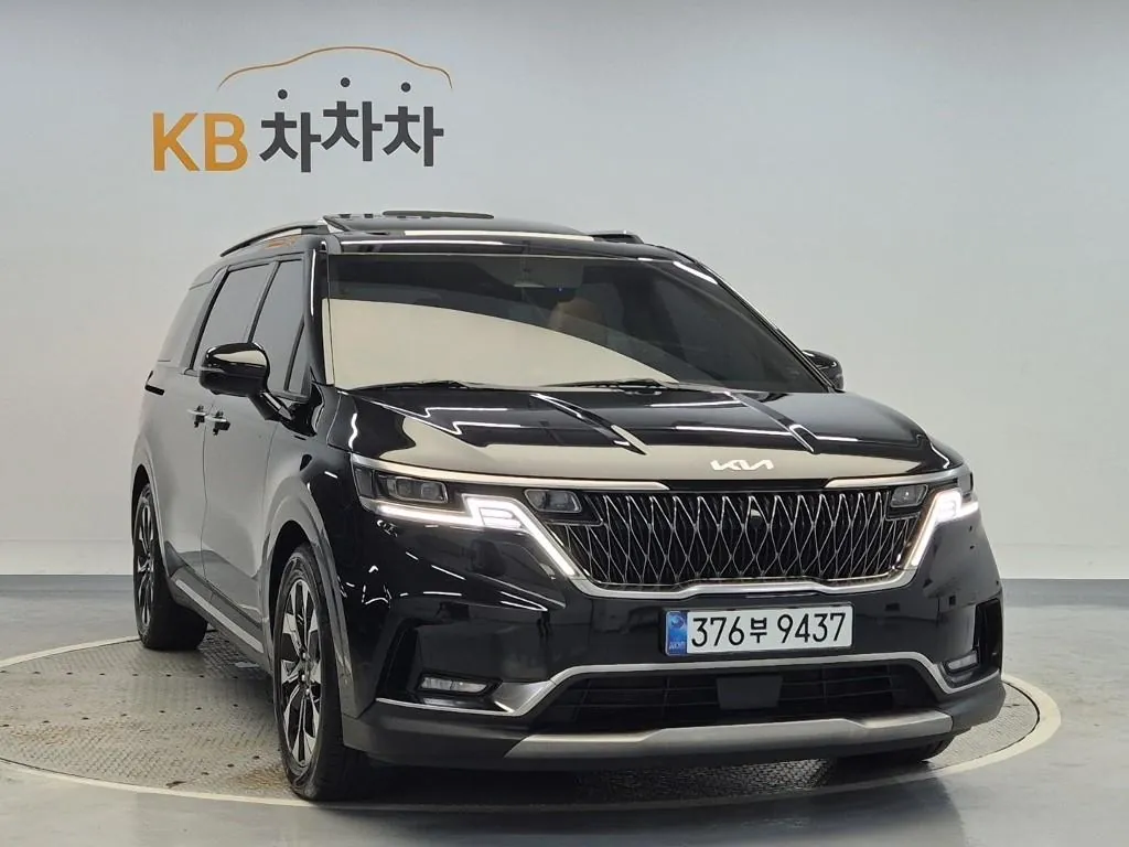 Kia Carnival 2023 photo 4