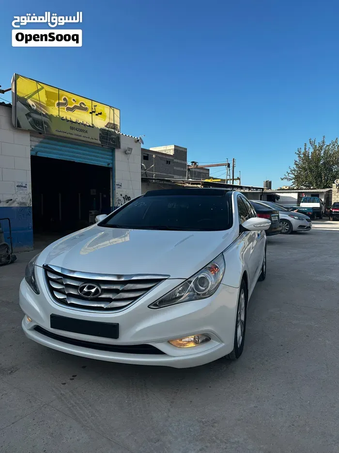 Hyundai Sonata 2011 photo 4