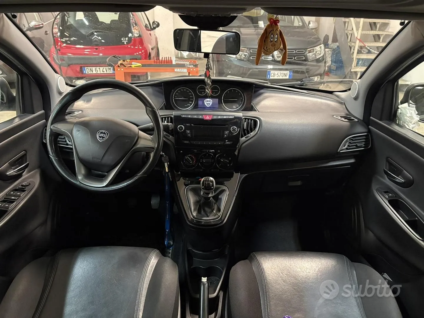 Lancia Ypsilon 2011 photo 4