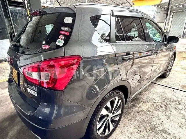 Suzuki S-Cross 2018 photo 2