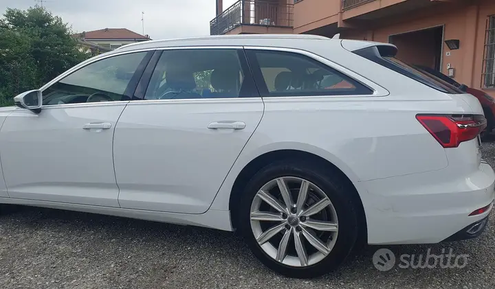 Audi A6 Avant 2019 photo 3